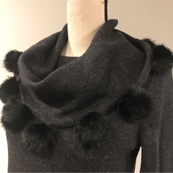 Cowl neck charcoal gray 100% wool Long sleeve sweater - Picture 2 of 11